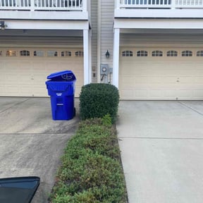 Bush Trimming by Krenik Lawn Services reviewed on April 28, 2025