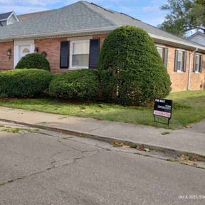 Bush Trimming by Camo&#039;s Lawn Care reviewed on June 4, 2025