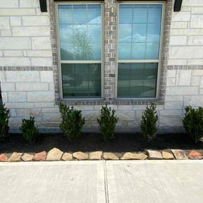 Flower Bed Weeding by LoneStar Mow Pros reviewed on November 9, 2024