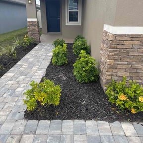 Weeding by electric landscaping llc reviewed on July 4, 2025