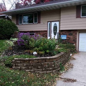 Flower Bed Weeding by Mow Masters Llc reviewed on May 7, 2025