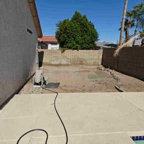 Flower Bed Weeding by LSLTDallas/FortWorthTruGreen reviewed on May 26, 2023