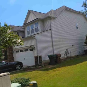 Flower Bed Weeding by F&J Scott Landscaping LLC reviewed on June 16, 2022