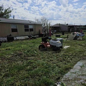 Cleanups by Valencia Landscaping reviewed on April 13, 2025