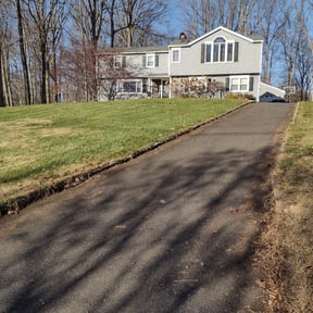 Leaf Removal by Payless Concrete LLC reviewed on July 19, 2022