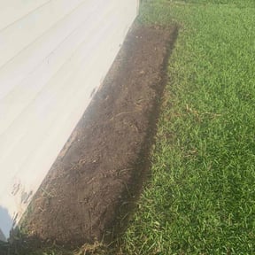 Landscaping by Demiteria Casey Mattox reviewed on June 10, 2025