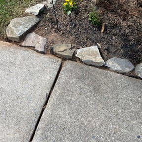 Weed Pulling by MKP Services reviewed on May 5, 2022