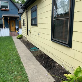 Flower Bed Weeding by S&P Lawn maintenance LLC reviewed on November 20, 2021
