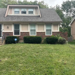 Bush Trimming by TruGreen LawnCare reviewed on October 14, 2024