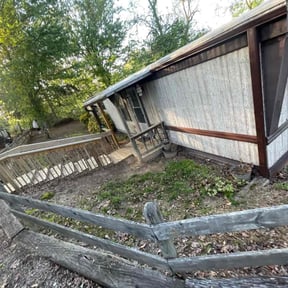 Leaf Removal by B&C Lawn and Landscaping LLC reviewed on August 21, 2024