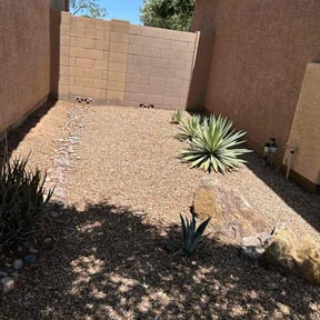 Leaf Removal by Fortanel lanscaping reviewed on February 13, 2024