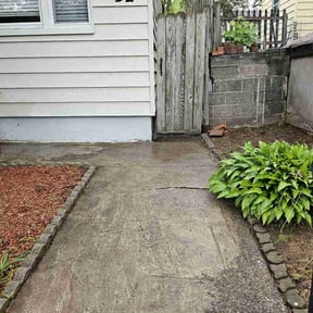 Cleanups by K C lawn care reviewed on June 17, 2022