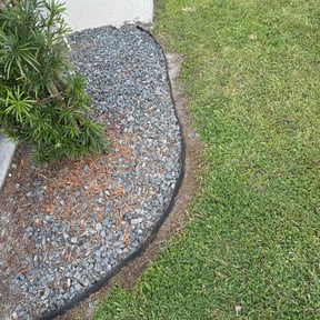 Flower Bed Weeding by Owen Lawn Service reviewed on October 23, 2024