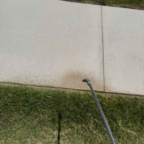 Weeding by TLC Lawn Service reviewed on May 28, 2025