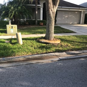 Leaf Removal by Jay's Resource reviewed on August 13, 2024