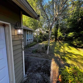 Cleanups by Mike’s lawn care reviewed on June 3, 2022