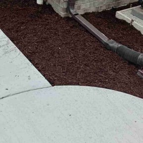 Flower Bed Weeding by Marvel scapes reviewed on May 19, 2022