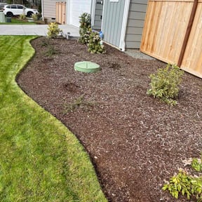 Flower Bed Weeding by Big Boy Landscaping reviewed on July 19, 2025