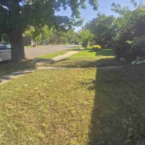 Cleanups by Scott family lawn care llc reviewed on July 19, 2023