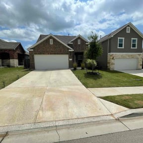 lawn care by Cliffs lawn and more reviewed on August 18, 2025