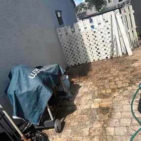 Leaf Removal by Top Notch Landscaping reviewed on August 14, 2026