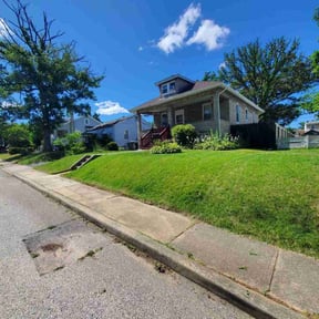 yard service by Legit Lawn Care LLC reviewed on August 20, 2025