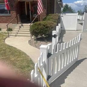 Bush Trimming by Speedy Moes Lawncare reviewed on May 19, 2026