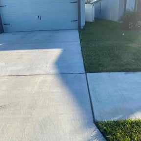 turf maintenance by Grass Control Landscape & Maintenance LLC reviewed on August 16, 2025