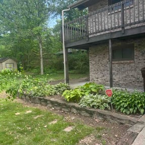 Flower Bed Weeding by Jd services reviewed on May 22, 2026