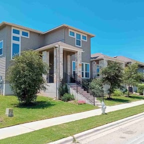 landscaping by Ruedas Spare No Pain reviewed on June 18, 2025