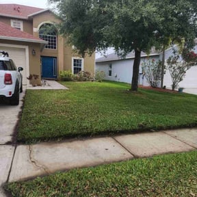 yard service by Salvus Lawncare reviewed on August 20, 2025