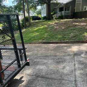 Leaf Removal by American Lawn &amp; Tree Services reviewed on October 3, 2025