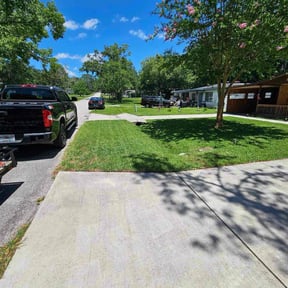 yard maintenance by Wagner Landscaping reviewed on August 16, 2025