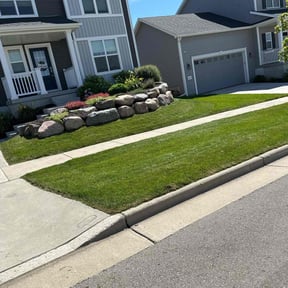 lawn care by Jay Jay &amp; W Landscaping LLC reviewed on August 20, 2025
