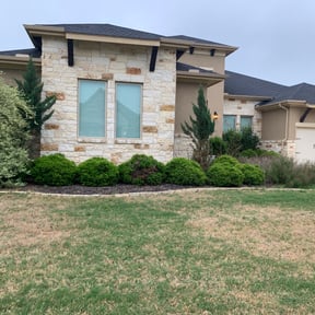Bush Trimming by Banda Landscaping reviewed on August 17, 2025