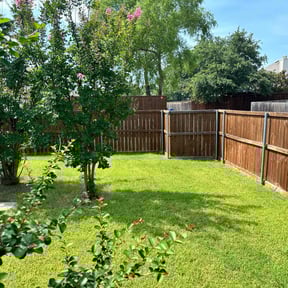 yard work by LL Lawn Services reviewed on December 11, 2025