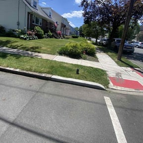 grass maintenance by MHK and Associates Landscaping and Property Management reviewed on June 4, 2025