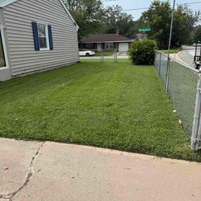 landscaping services by Ort'z VIP Landscaping reviewed on August 23, 2023