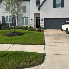 yard work by M&amp;M LAWN SERVICES reviewed on November 21, 2025