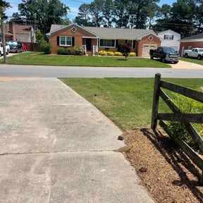 gardening service by That Lawn Guy reviewed on July 5, 2018