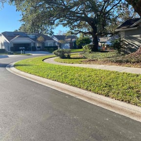 landscaping services by Loop's Landscaping reviewed on August 19, 2025