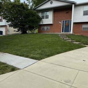 landscaping by Reliable Maintenance Solutions reviewed on March 31, 2024