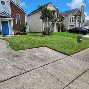 landscape maintenance by Glendale Flowers Lawn Care reviewed on August 18, 2025