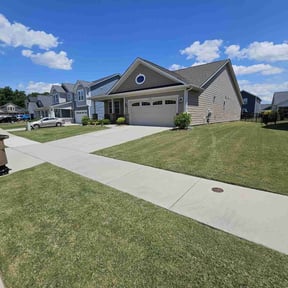 yard maintenance by Gregory Dunn reviewed on August 15, 2025