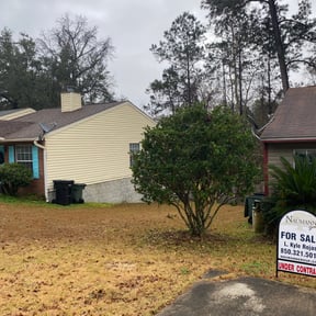 Bush Trimming by Tefel rivera reviewed on April 25, 2024