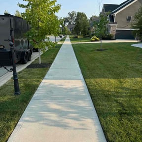 yard service by Babcock Enterprises LLC reviewed on November 24, 2025