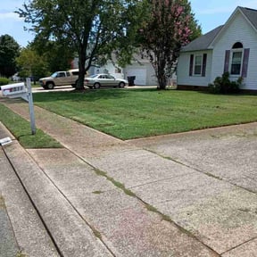 gardening service by Lopez Landscaping reviewed on August 18, 2025