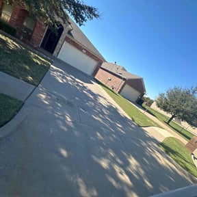 grass cutting by RTH Lawn Service & Landscaping LLC reviewed on May 26, 2023