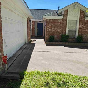 Leaf Removal by SS Landscaping and tree care services reviewed on March 23, 2026