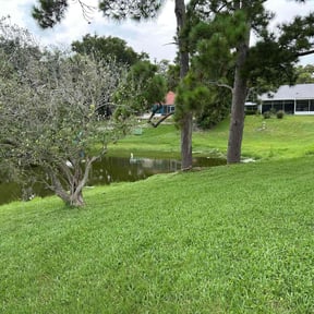 gardening service by Glatfelter Property Services reviewed on November 22, 2025